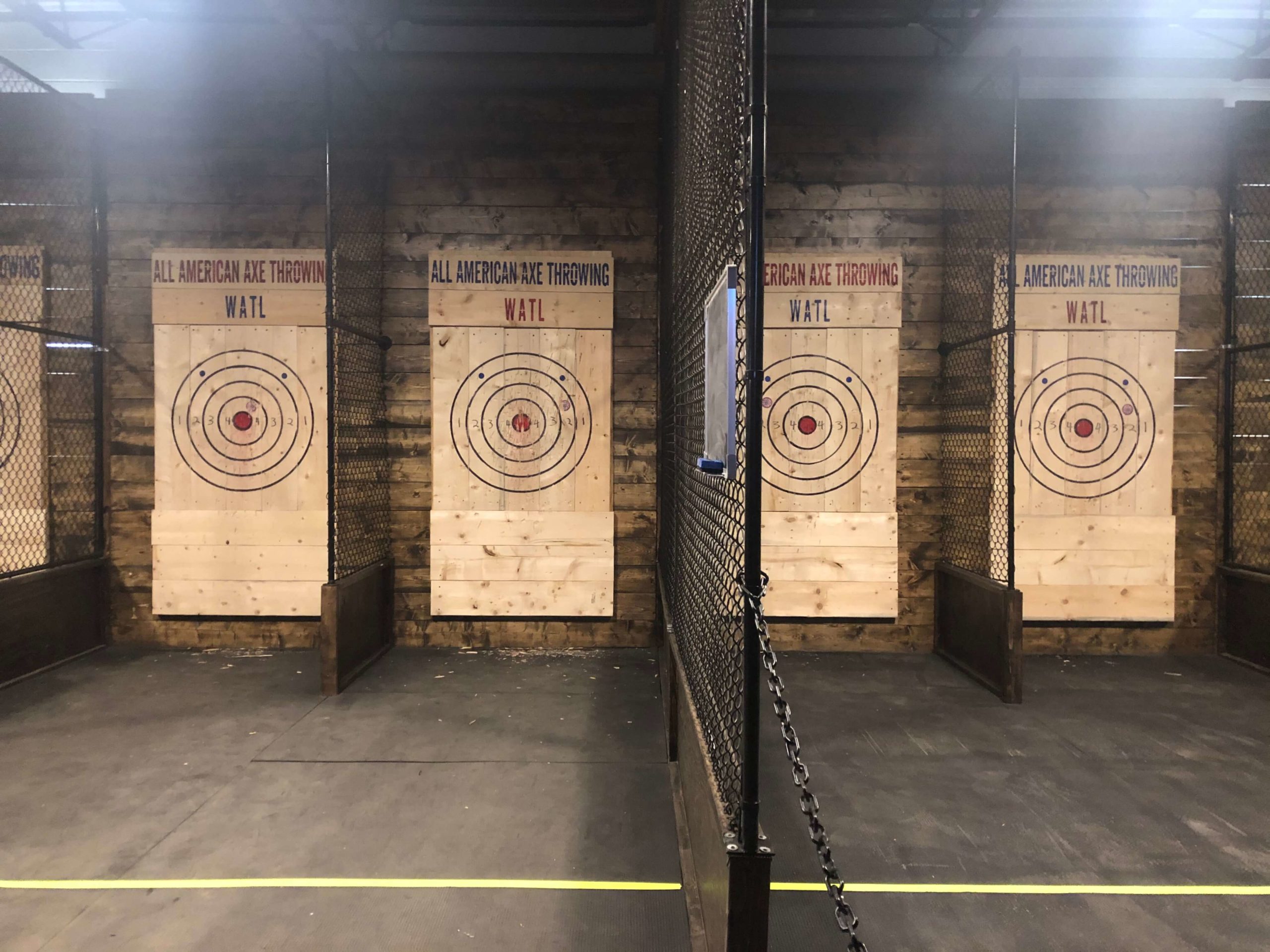 Onafhankelijk Storing Koopje All American Axe Throwing - Locations in Akron, OH and Canton, OH